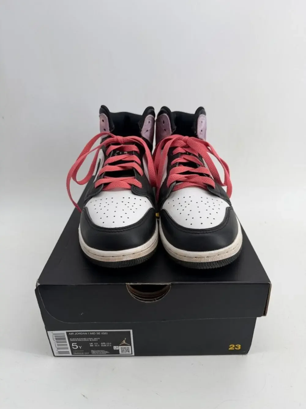Nike Air Jordan 1 Mid SE (GS) trainer sneakers sz 5